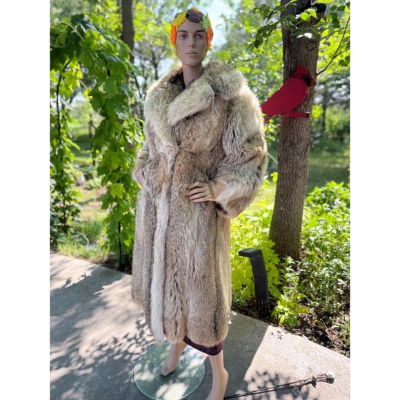 Vintage Coyote Full Length Fur Coat HURTIG Furs - Picture 5 of 16